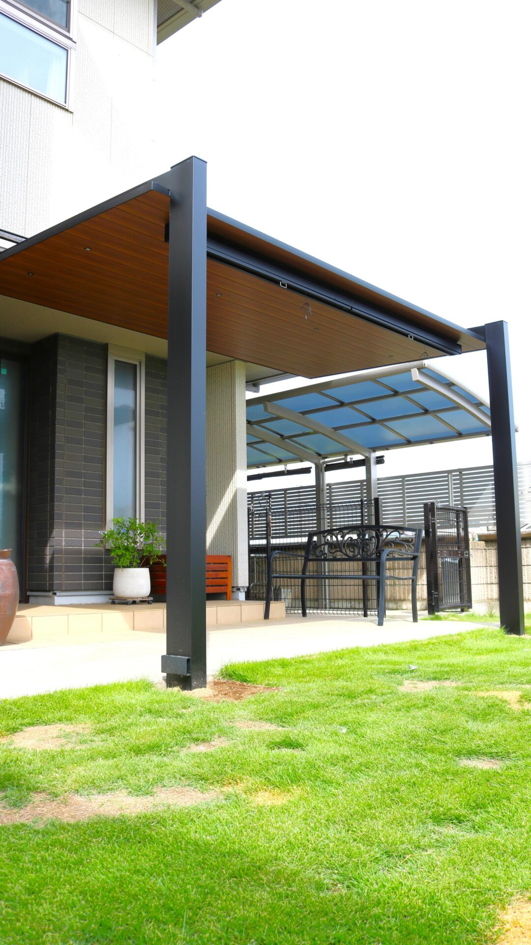 リビングから一歩外へ。 そこは「もう一つのくつろぎ空間」🏠✨ アイチャッチ リビングから一歩外へ。 そこは「もう一つのくつろぎ空間」🏠✨ アイチャッチ